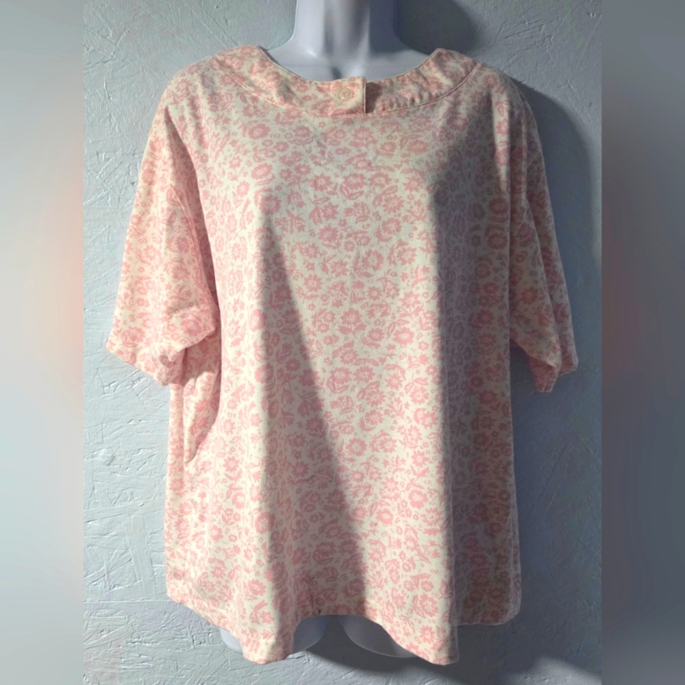 Vintage 90s Levi's Travelers Pink & White Floral Tee - Large